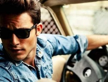 Οι επιστήμονες εξηγούν: Γιατί οι γυναίκες ερωτεύονται τα «κακά» αγόρια